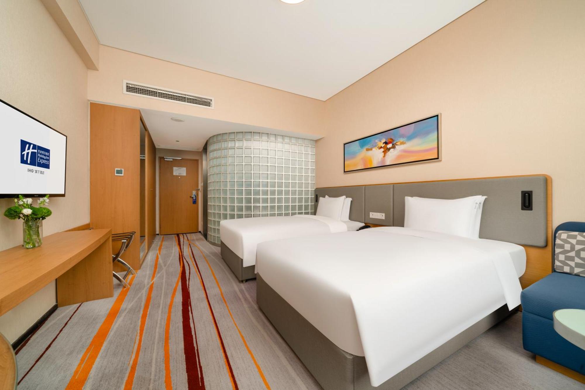 Holiday Inn Express Chengdu Gulou-Tianfu Square Chunxi Road Branch المظهر الخارجي الصورة