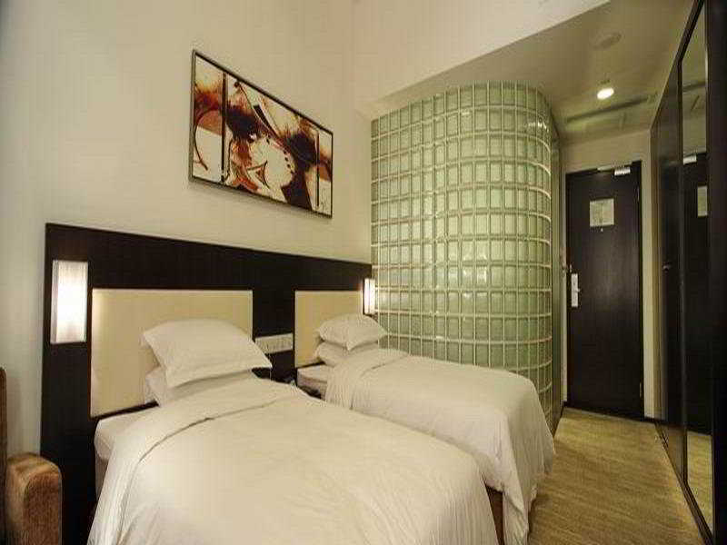 Holiday Inn Express Chengdu Gulou-Tianfu Square Chunxi Road Branch المظهر الخارجي الصورة